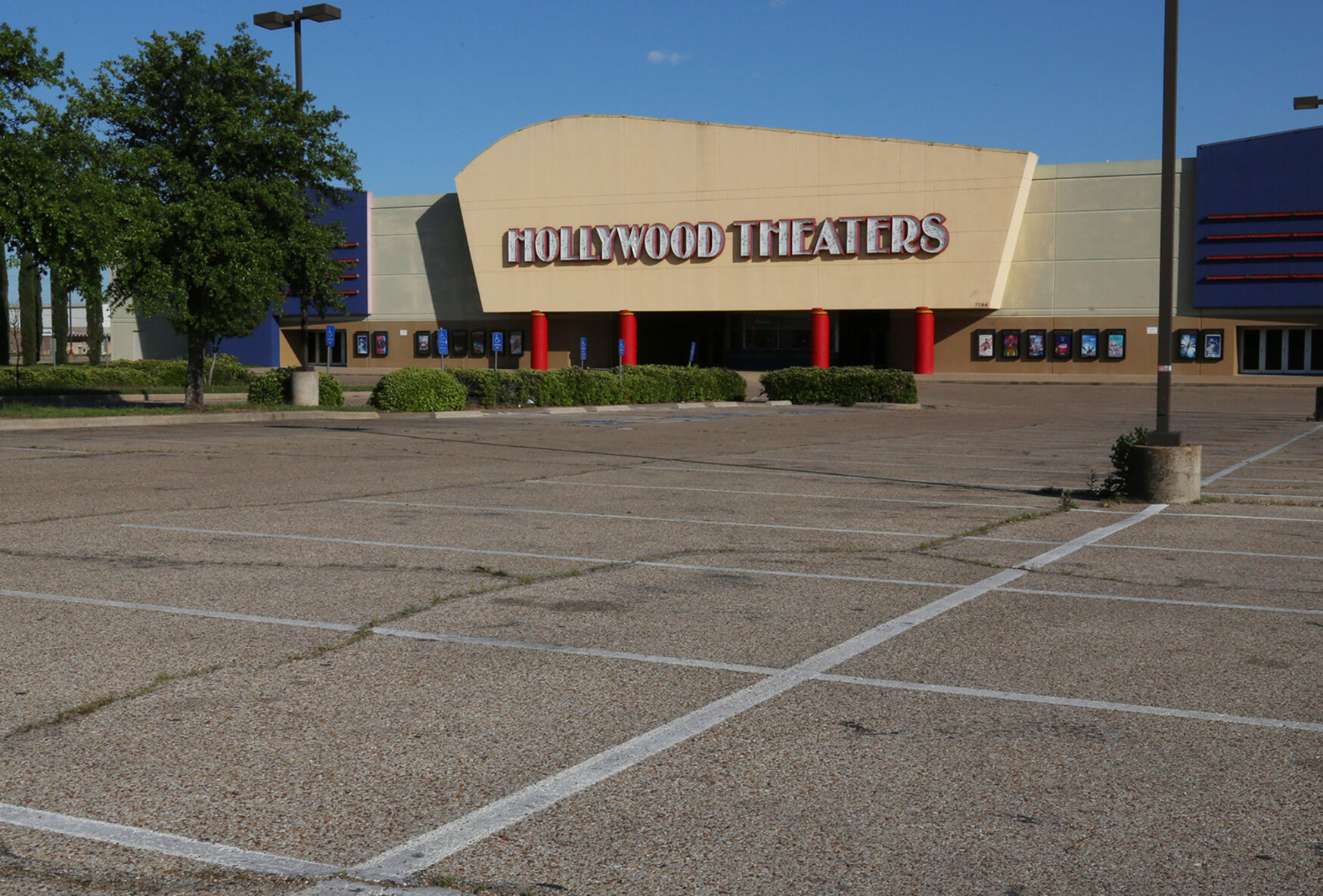 Regal Hollywood Theaters
